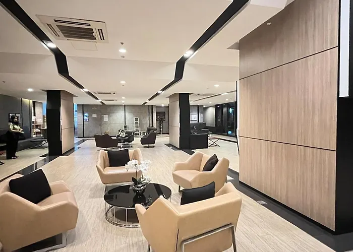 Near Icon Siam And Sathorn300m From Bts * Бангкок